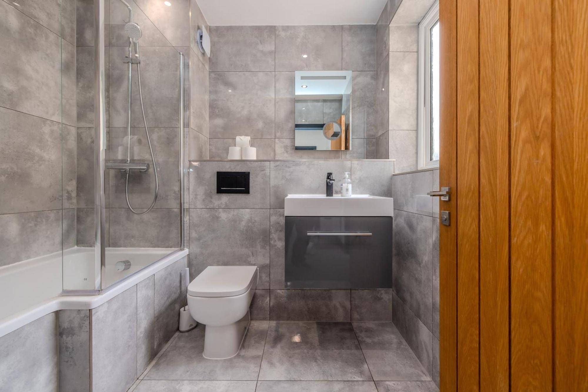 Central Hove 3 Bedroom Flat Bn340Bwil מראה חיצוני תמונה